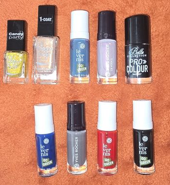 Lots de vernis