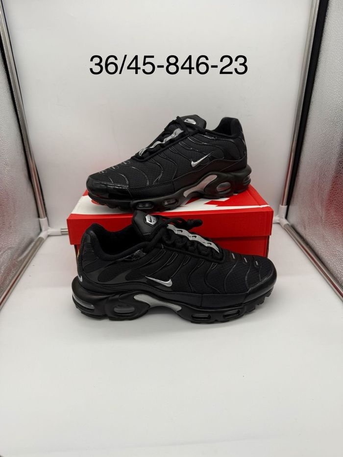 Nike tn noir gris 38