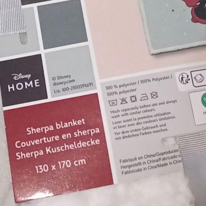 Grande couverture en sherpa minnie - photo numéro 4