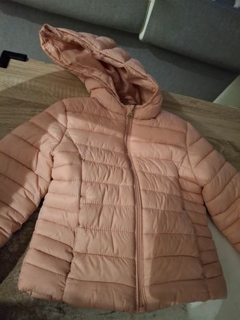 Doudoune fine avec capuche 