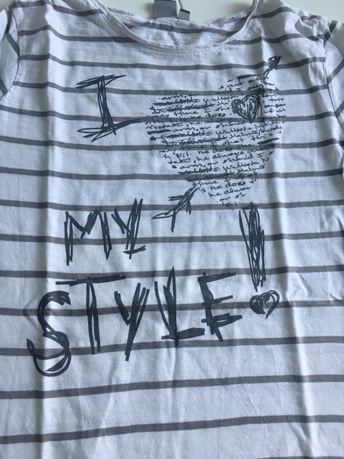 T-shirt enfant fille 16 ans très bon état - photo numéro 2