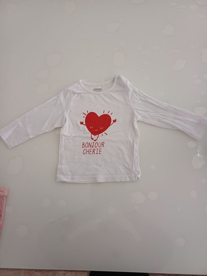 Tee-shirt neuf taille 12 mois