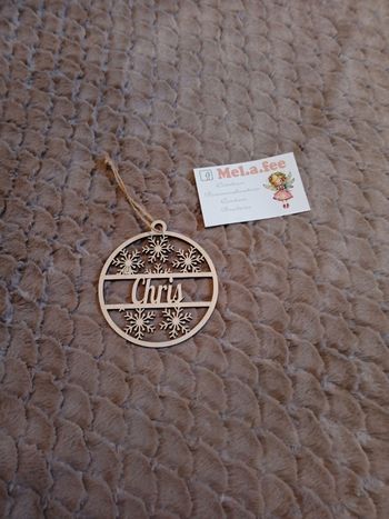 Boule de Noël personnalisée en bois