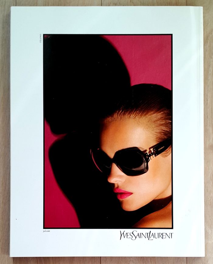 Magazine Vogue n°906 avril 2010 spécial contes exotiques - photo numéro 4