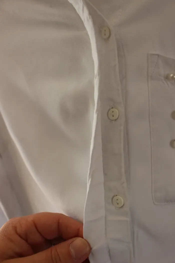 👚 chemise blanche, perles, camaieu - photo numéro 2