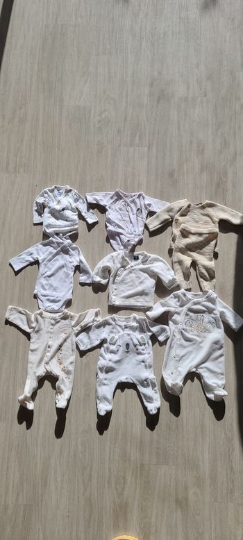 Lot vêtement bébé fille