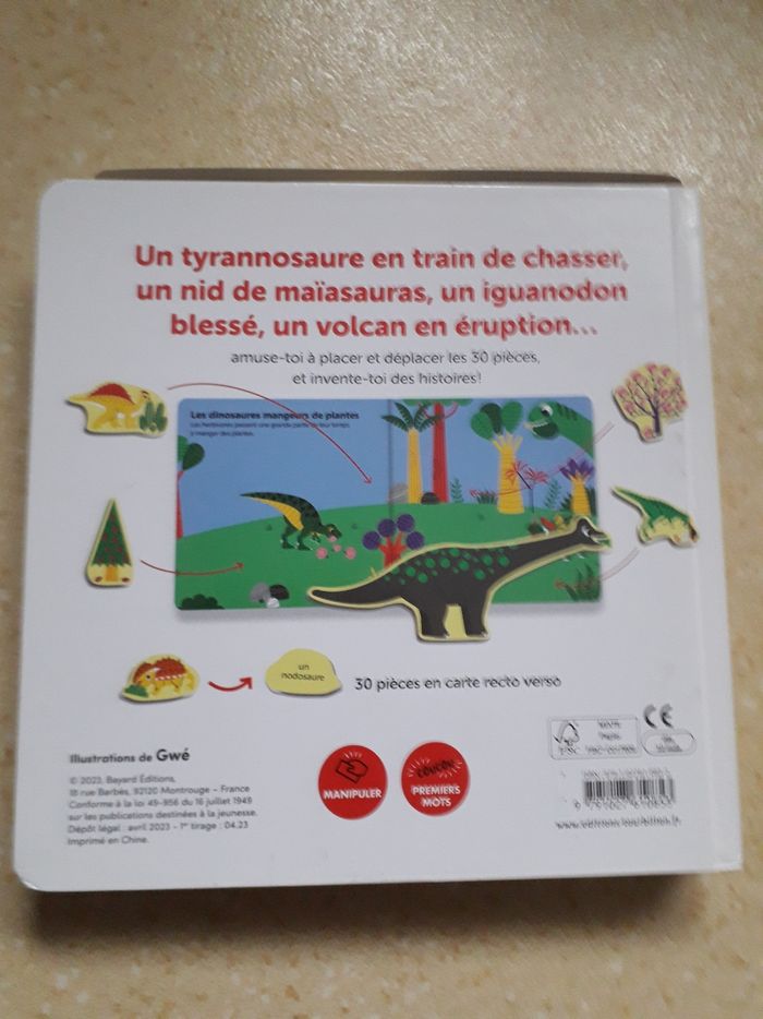 Remue Remue ménage chez les dinosaures - photo numéro 2