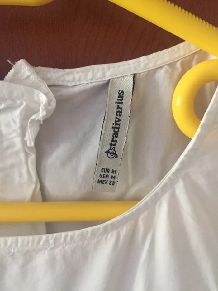 T-shirt court Stradivarius taille M - photo numéro 3