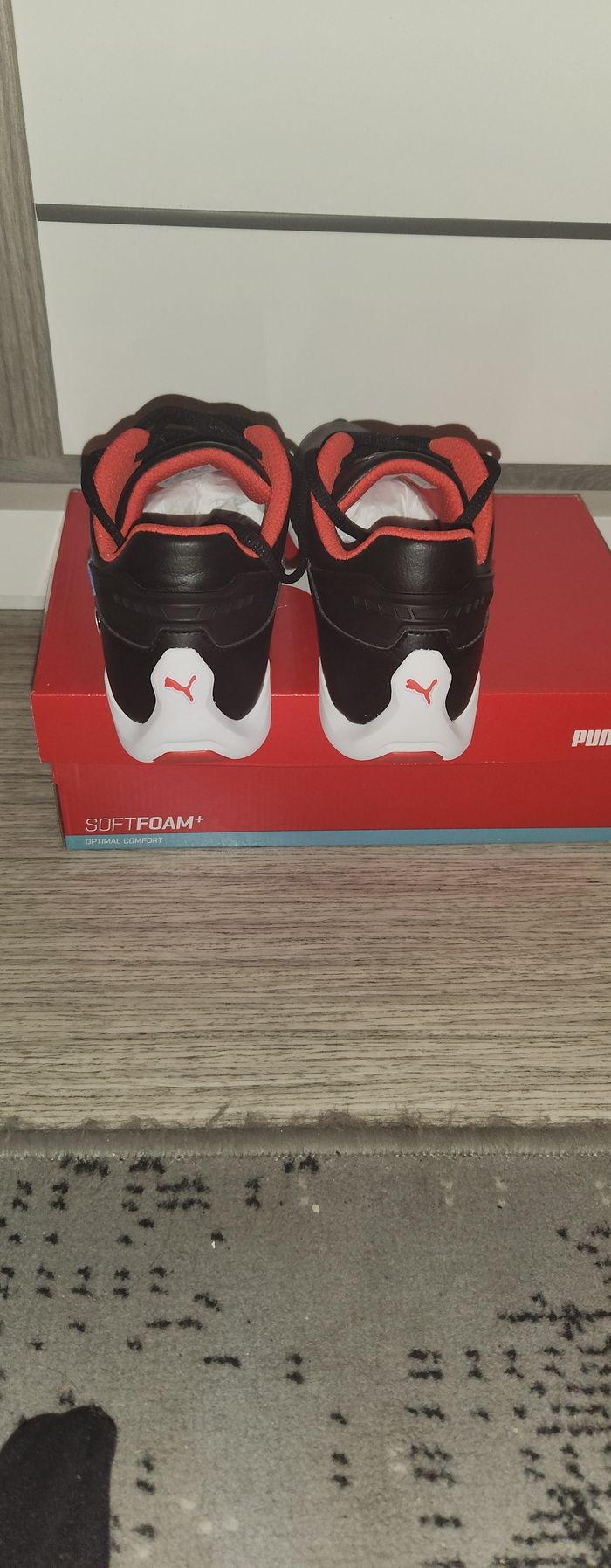 Baskets homme Puma  pointure 40 - photo numéro 3