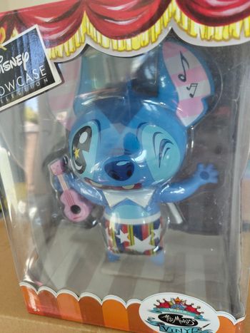 Disney showcase miss mindy stitch