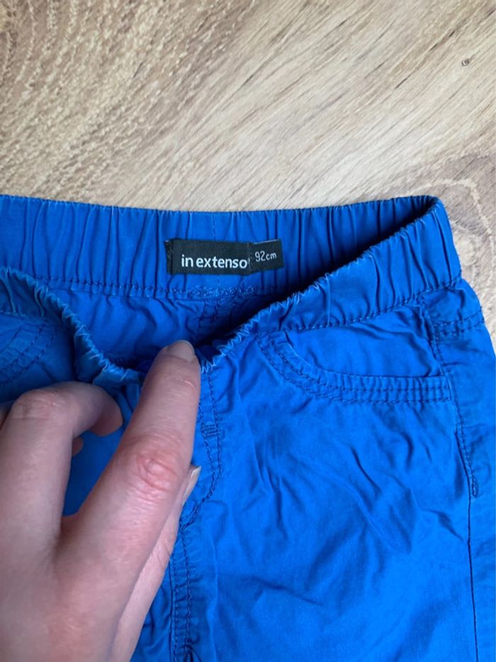 Short bleu 2 ans - photo numéro 4
