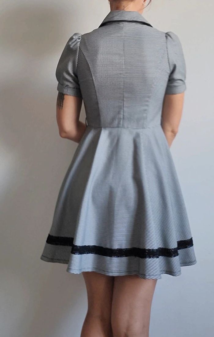 Robe manches courtes - photo numéro 5
