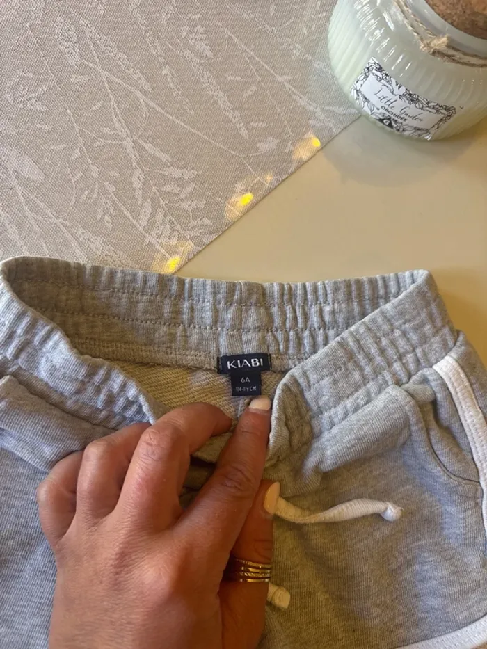 Short 6 ans gris - photo numéro 3