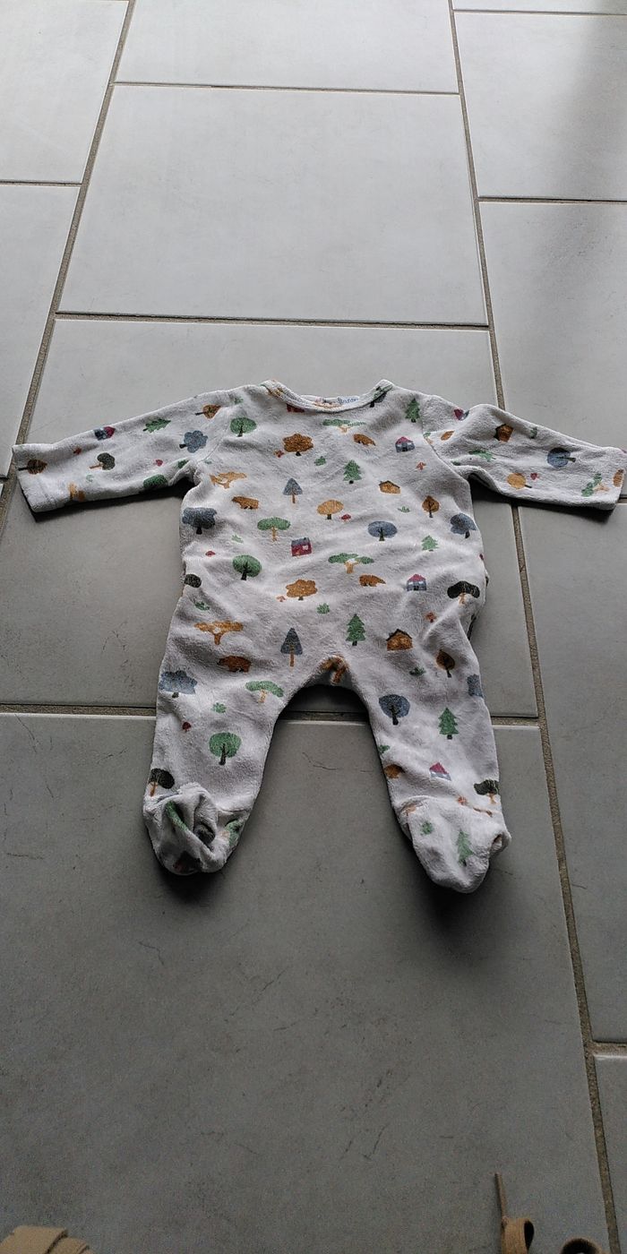 Lot 9 pyjamas garçon 1 mois - photo numéro 7