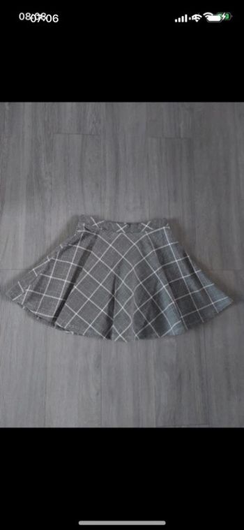 Jupe C&A taille 10 ans