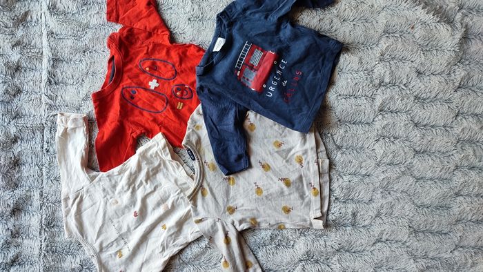 Lots de 4 hauts manches longues
3 mois