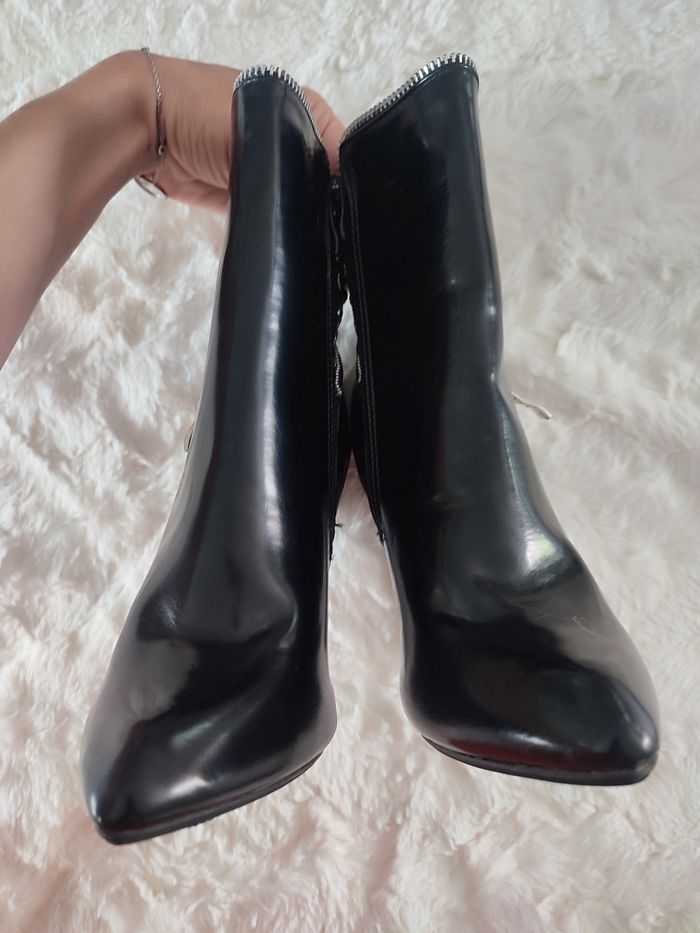 Bottines noires à talons sans marque taille 37 - photo numéro 4