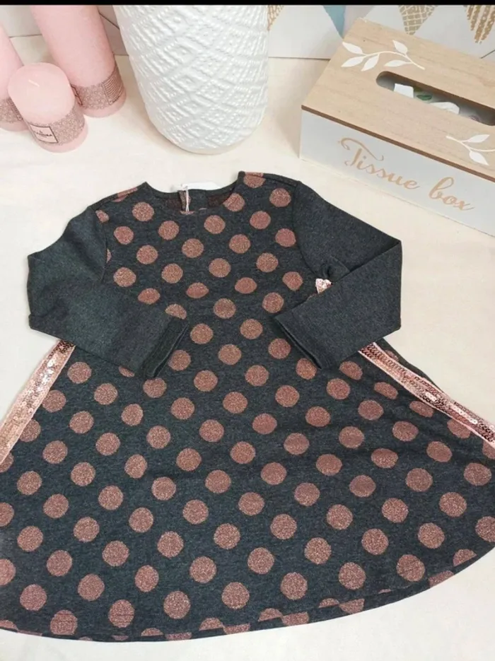 Magnifique robe pull gris et rose gold neuve avec étiquette Chicco fille 24 mois 92 cm