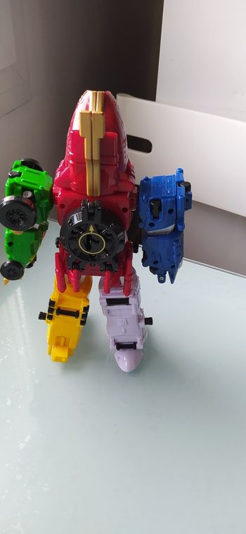 Power ranger super Megaforce DX Megazord Légendaire