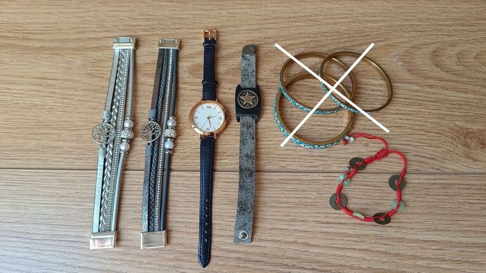 Bracelets et Montre fantaisie - photo numéro 1