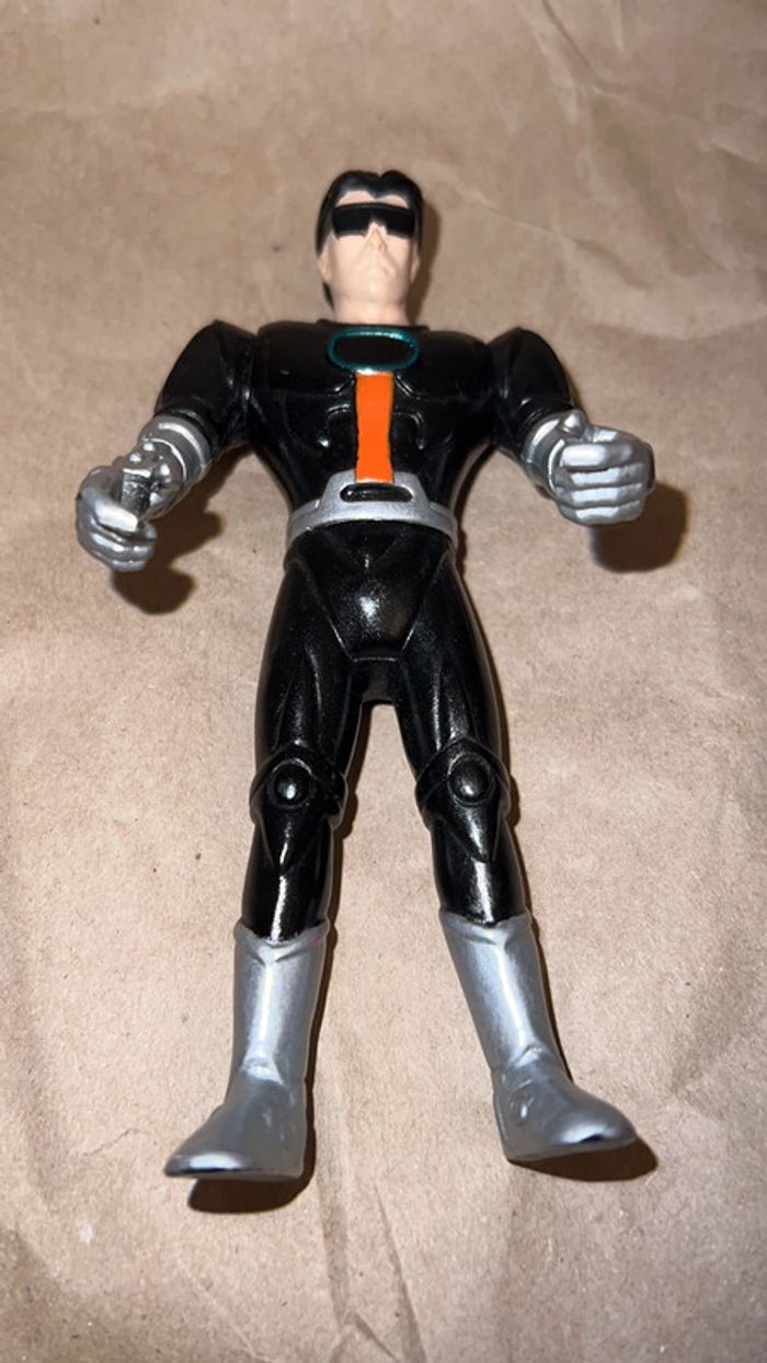 Figurine vintage articulée « Flash le punisher » 12 cm - photo numéro 5