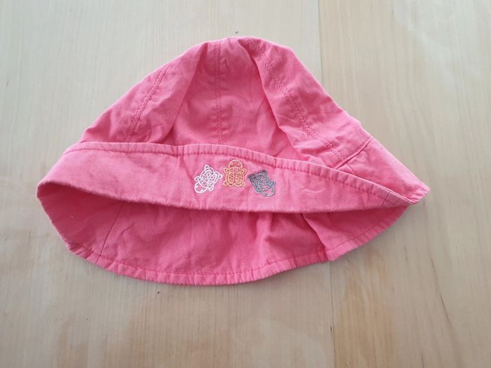 Chapeau bébé fille rose 43 cm