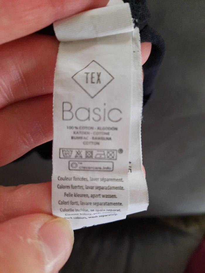 T shirt dinosaure - photo numéro 3