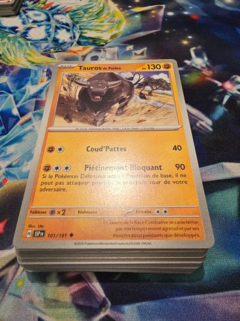 50 cartes Pokémon Étincelles Déferlantes sans double