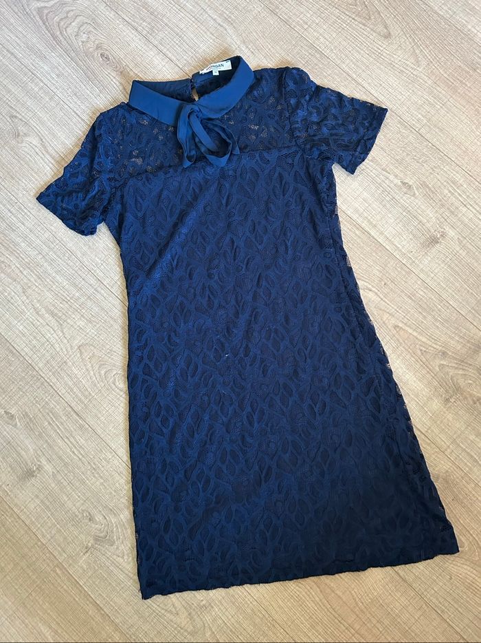 Robe marine en dentelle à manches courtes Morgan taille 42 bon état - photo numéro 7