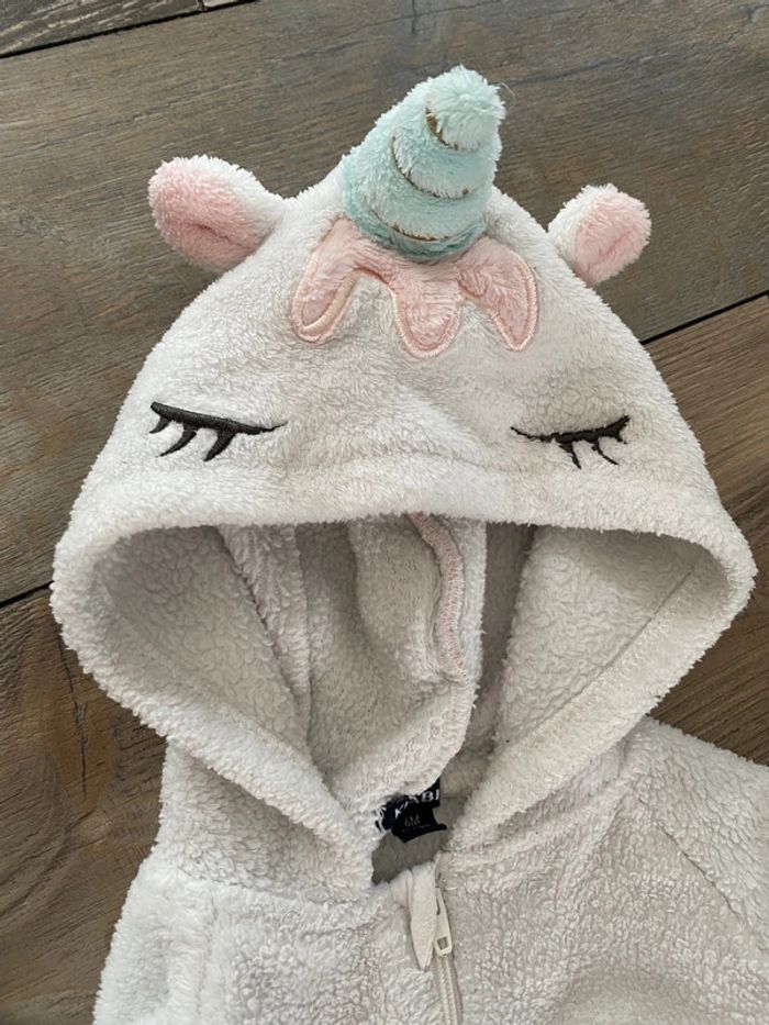 Combinaison surpyjama licorne Kiabi 6 mois - photo numéro 2