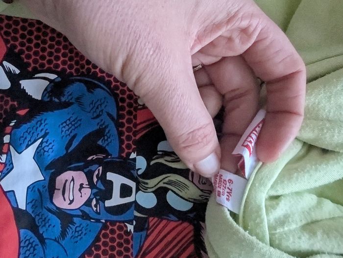 Lot vêtements 5 ans - photo numéro 8