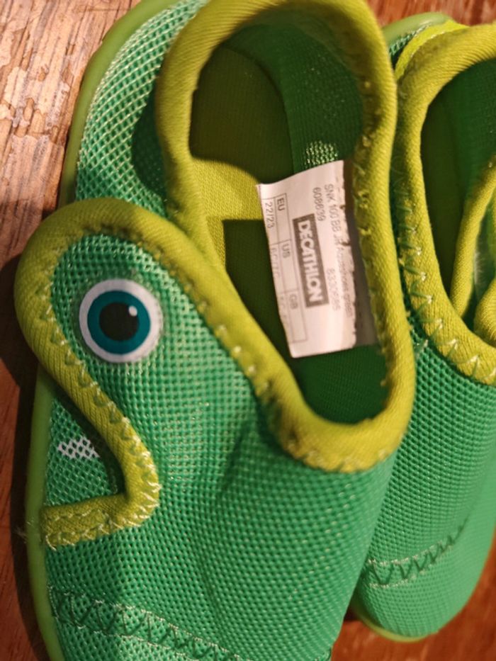 Chaussures aquatiques Decathlon taille 22/23 - photo numéro 3