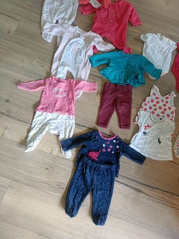 Lot 3 mois fille