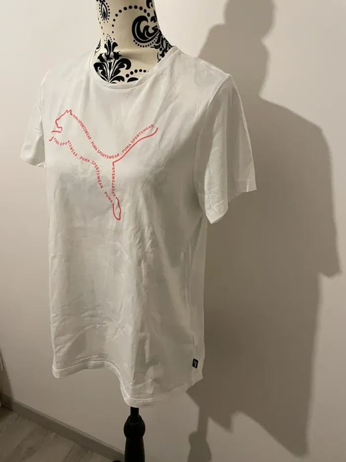 T-shirt Puma blanc logo rose neuf taille XL - photo numéro 6