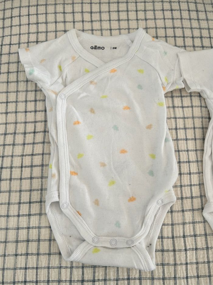 Lot de 2 bodies manches courtes - photo numéro 3