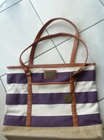Sac cabas Younique.