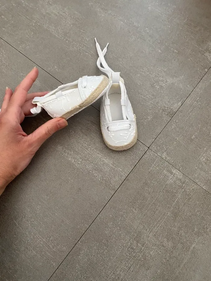 Chaussures blanches