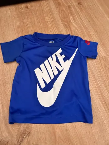 T-shirt bébé