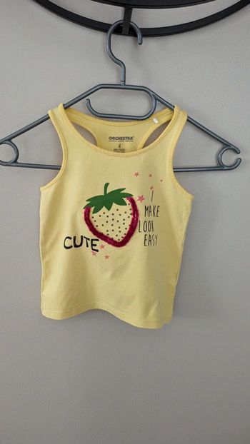 Débardeur jaune fraise