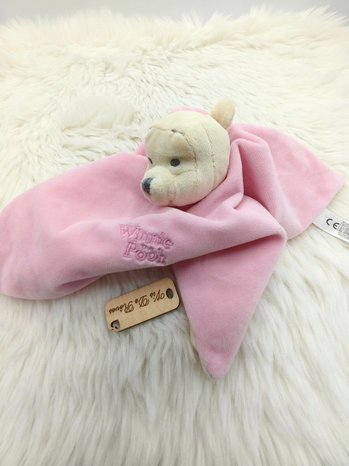 Doudou plat carré Winnie L'ourson Rosedoud - photo numéro 3