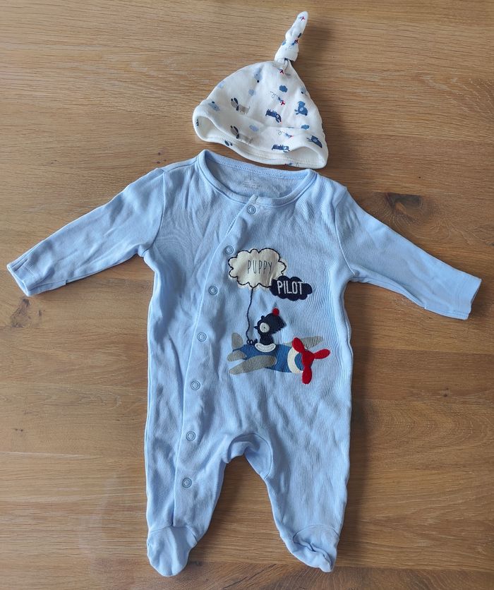 Pyjama 1 mois avec bonnet