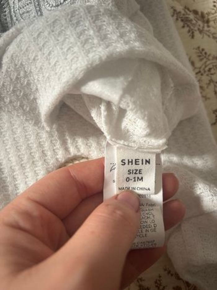 Tenue bébé - photo numéro 2