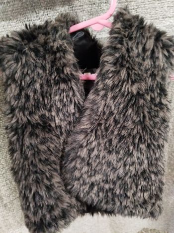 Gilet chaud fausse fourrure 18 mois