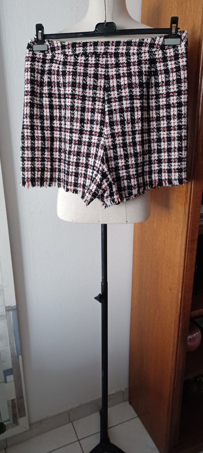 Très joli short femme T 44 - photo numéro 7