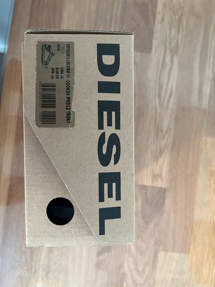 Baskets Diesel Neuves - photo numéro 8