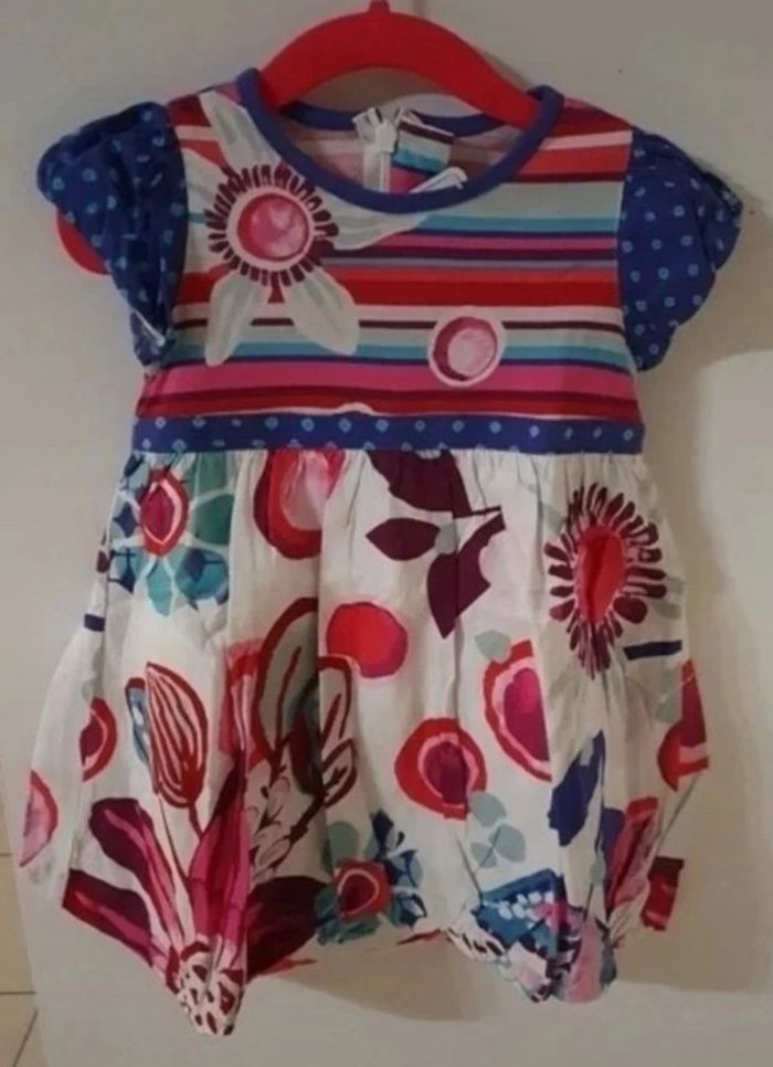 Robe manches courtes boules fleurie 2 ans catimini neuve - photo numéro 3
