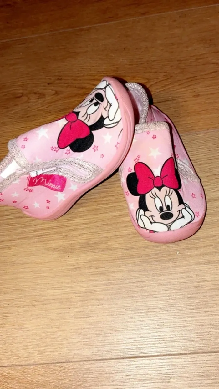 Pantoufle Minnie - photo numéro 2
