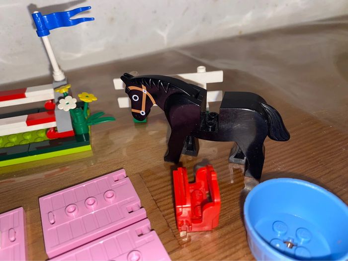 Lot de + de 150 pièces lego sur le thème de l’équitation. - photo numéro 10