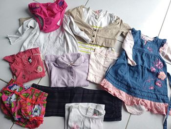 Lot vêtements bébé fille