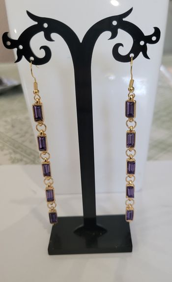 BOUCLES D'OREILLES PENDANTES LONGILIGNE STRASS VIOLET ! NEUVE !